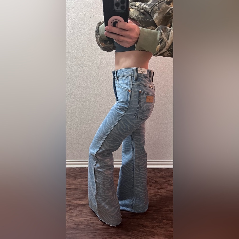 Wrangler Light Blue Zebra Print Flare Jeans